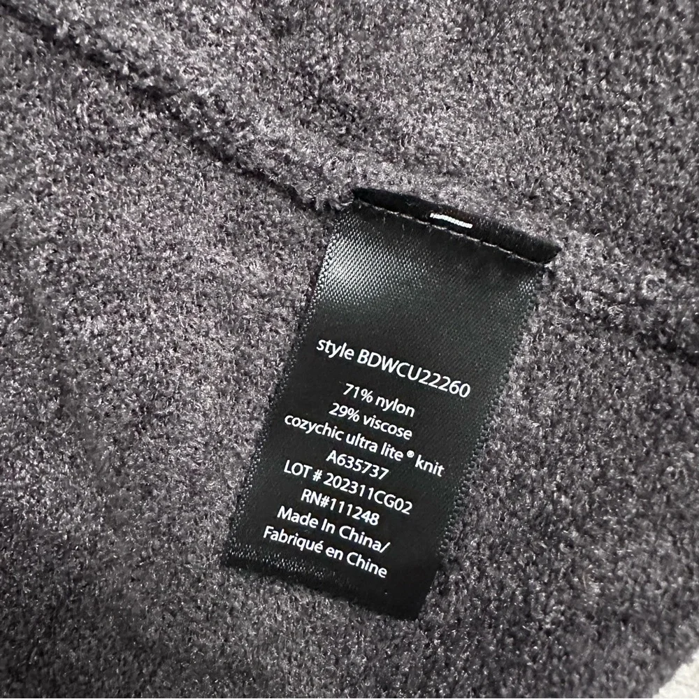 Barefoot Dreams brand barefoot